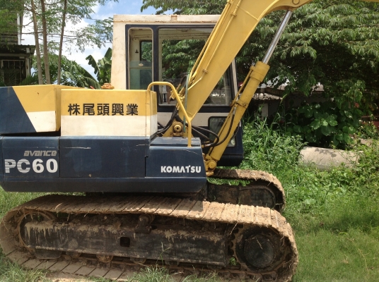 แบคโฮ KOMATSU PC60 มือสอง รถนอกราคาถูก เจ้าของขายเอง
