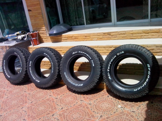 ขายยาง bf 265-70-16 ปี 11 สี่เส้น 14000 บาท ขายยาง bf 265-70-16 ปี 11 สี่เส้น 14000 บาท