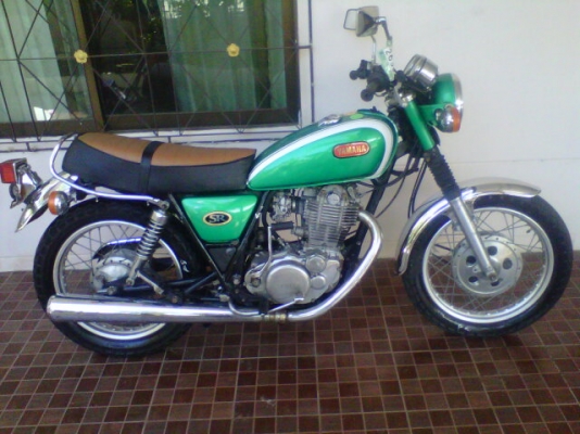 ***ขาย sr400 ลิมิเต็ดประกอบใหม่  ปี99 เลขเต็ม สีเดิมยุ่น ตรงรุ่นทุกอย่าง 58000***ohm คอนหวัน รถเดิมๆสวยเลยครับ เครื่องแน่นเปี้ย สีเดิมยุ่น ล้อหน้าหลังตรงปีหมดครับ ยาง tt100 ดอกเต็มๆสวยๆครับ รถวิ่งแค่หมื่นกว่าโลครับ เอกสารอินวอยออกชื่อครับ สนใจ 085873