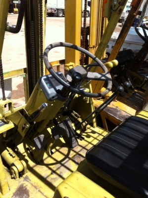 โฟล๊คลิฟนำเข้าจากญี่ปุ่น สภาพดีมากใช้ได้ทั้งเบนซินและ LPG