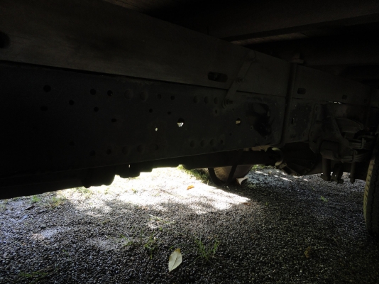 ขาย 6 ล้อ ISUZU NKR71LY52Y 130 เทอร์โบว์ รถห้าง ปี 45