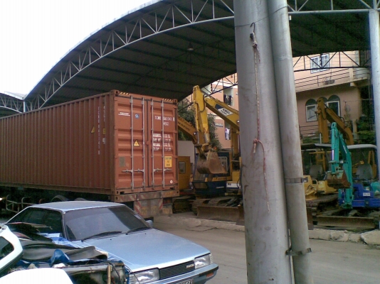 ต้องการขายรถแบคโฮยี่ห้อ komatsu-pc100-5รถนอกสภาพดีมากๆนำเข้จากญี่ปุ่น