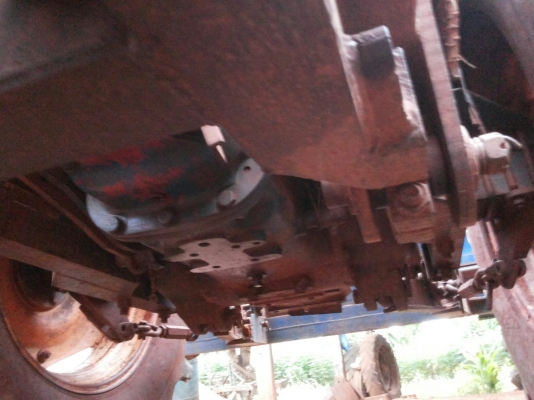 (มีคลิป)ขายรถไถ1เพลาสภาพสวยเดิมๆบางๆใช้งานน้อย FORD77 T1 TURBO เครื่องแน่นแรง ไม่หลวมเกียร์ดีไม่มีหลุด แขนสวยไม่ปะ ไอดีเหลี่ยมฝาครอบเครื่องแห้งดีไม่เยิ้ม สีซีดหน่อย ระบบไฟ ระบบไฮฯ PTO ใช้งานได้ปกติ ยางสวย4เส้น พร้อมอุปกรณ์2ชิ้น ใบดัน ผาน3(เลือกหางได้1ชิ้น