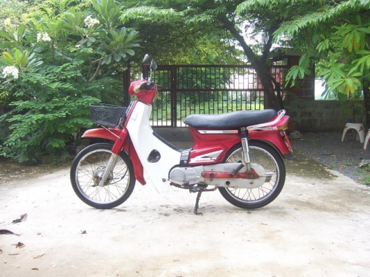 ดรีมคุรุสภาสีแดง สภาพดีมาก สวยๆเดิมๆ ทะเบียนเต็ม+โอนครบ