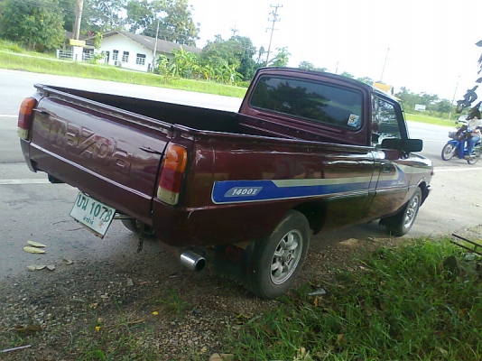 Mazda 1400E ปี 37 รถสวย มีแอร์ มีทะเบียนครบ.