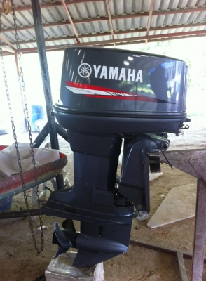 ต้องการขายเครื่องเรือ YAMAHA 115 Hp  เครื่องใหม่ใช้ไม่ถึง 100 ชม.