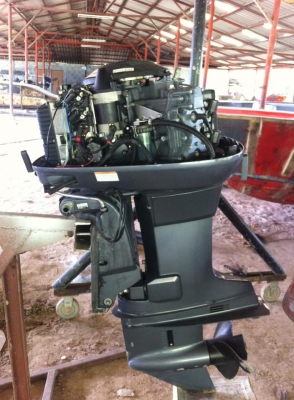ต้องการขายเครื่องเรือ YAMAHA 115 Hp  เครื่องใหม่ใช้ไม่ถึง 100 ชม.