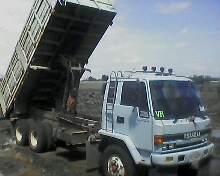 (ขายดาวน์)10ล้อดั้มISUZU ROCK210ยางเต็มคัซซีสวยรถวิ่งงานอยู่