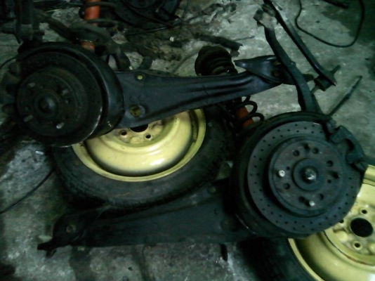 ขาย ชุดดิสเบรค และอะไหล่ปีกนกหน้า-หลังทั้งหมดของ  ฮอนด้าแอ๊กคอด