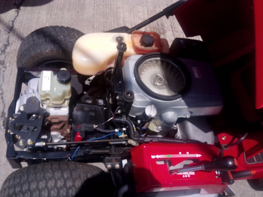 ขายรถตัดหญ้าเก่าญี่ปุ่นสภาพสวยครับ จัดส่งได้ครับ ขายรถตัดหญ้าเก่าญี่ปุ่นสภาพสวยครับ จัดส่งได้ครับ