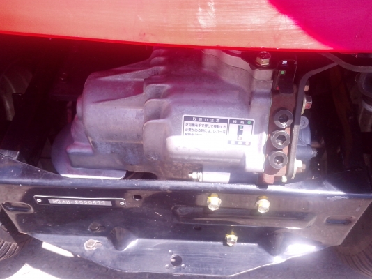 ขายรถตัดหญ้าเก่าญี่ปุ่นสภาพสวยครับ จัดส่งได้ครับ ขายรถตัดหญ้าเก่าญี่ปุ่นสภาพสวยครับ จัดส่งได้ครับ