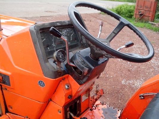 ขายรถไถบ้านๆ kubota L1-20 2 เพลา พร้อมอุปกรณ์ 5 อย่าง