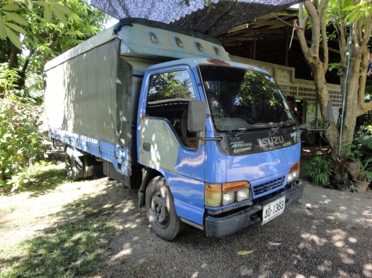 ขาย 6 ล้อ ISUZU NKR71LY52Y 130 เทอร์โบว์ รถห้าง ปี 45