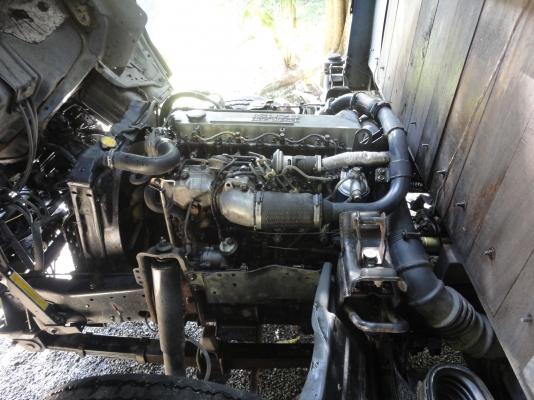 ขาย 6 ล้อ ISUZU NKR71LY52Y 130 เทอร์โบว์ รถห้าง ปี 45