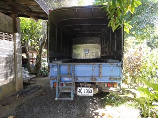 ขาย 6 ล้อ ISUZU NKR71LY52Y 130 เทอร์โบว์ รถห้าง ปี 45