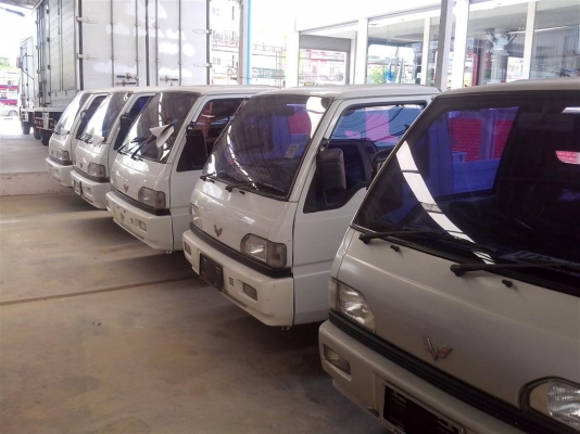 รถกระป้อมือสองวิ่งมาน้อยมากครับเครื่องหัวฉีด 1,000 CC. ทะเเบยนแท้ ย้ายได้โอนได้ทั่วประเทศ