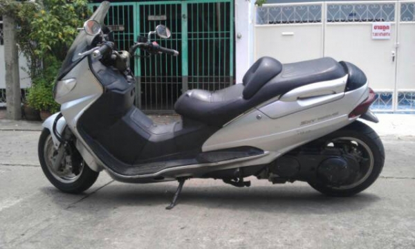 แลกหรือขาย suzuki skywave250cc แลกหรือขาย suzuki skywave250cc