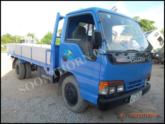 ขายด่วน รถบรรทุก 6 ล้อ ISUZU NKR 120 แรง รถห้างแท้ ปึ 40 รถสวยพร้อมใช้งาน ราคาสุดคุ้ม
