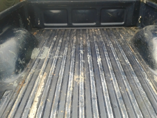 ขายไมตี้ปี97แท้โปร่งหน้าหลัง109000  รถคันนี้ตะเข็บเดิมๆทั้งคัน ไม่ผุไม่บุบ คัสซีสวยมาก (ที่เห็นสีแตกตรงประตูสาเหตุเกิดจากนานมาแล้วโดนขูดขีดเจ้าของเลยไปทำสีได้เวลาสีโป๊แตกเฉยๆ)แอร์เย็นช่วงล่างดีมีพาวเวอร์แต่ใช้ไม่ได้ใส่กระปุกธรารมดาให้เอาไปซ่อมเองเสียงวาวด