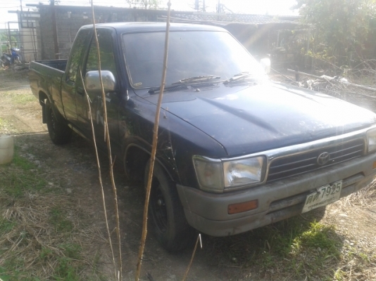 ขายไมตี้ปี97แท้โปร่งหน้าหลัง109000  รถคันนี้ตะเข็บเดิมๆทั้งคัน ไม่ผุไม่บุบ คัสซีสวยมาก (ที่เห็นสีแตกตรงประตูสาเหตุเกิดจากนานมาแล้วโดนขูดขีดเจ้าของเลยไปทำสีได้เวลาสีโป๊แตกเฉยๆ)แอร์เย็นช่วงล่างดีมีพาวเวอร์แต่ใช้ไม่ได้ใส่กระปุกธรารมดาให้เอาไปซ่อมเองเสียงวาวด