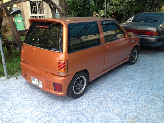 รถเก๋งมิล่า