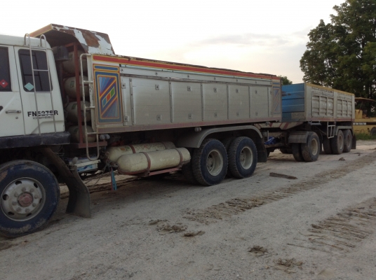 ขายสิบล้อดั้ม-พ่วงแม่ลูกสามคานยัดเฉินหลงเทอร์โบแท้เครื่องฮุนได290แรงเกียร์อินตั้นngv6ถัง