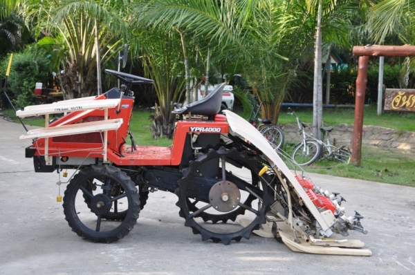ขายรถดำนา YANMAR YPR4000 สภาพสวยเดิมจากญี่ปุ่นยังไม่เคยใช้ในไทย 55,000 เท่านั้น!!