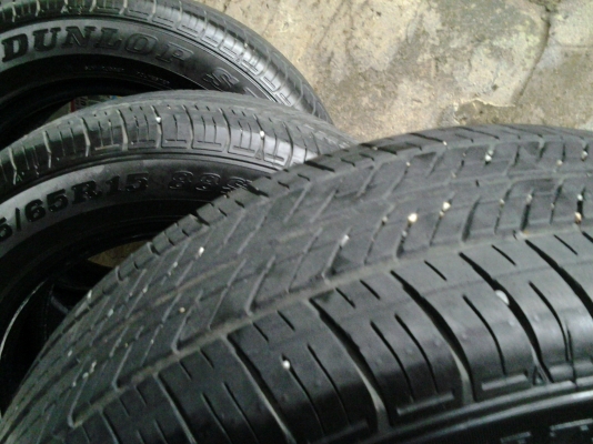 ขายยางDUNLOP ปี12 ขอบ15สวยสวยเหมือนใหม่