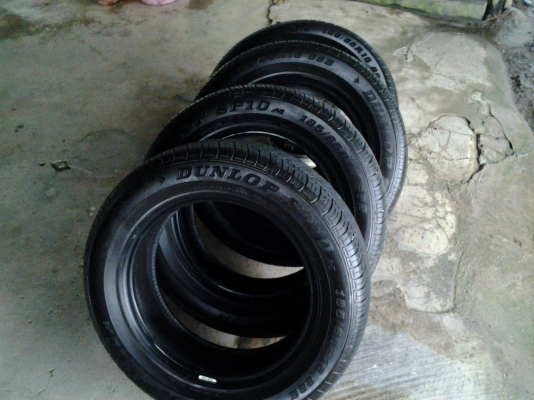 ขายยางDUNLOP ปี12 ขอบ15สวยสวยเหมือนใหม่