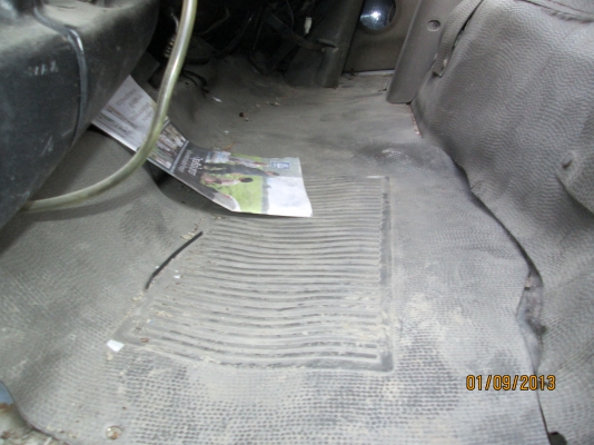 NPR-120-ปี40ฝาขาว-สภาพสวยๆเดิม-กะบะคาร์โก้คอกแป๊บ-5เมตร--550,000 NPR-120-ปี40ฝาขาว-สภาพสวยๆเดิม-กะบะคาร์โก้คอกแป๊บ-5เมตร--550,000