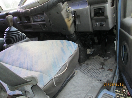 NPR-120-ปี40ฝาขาว-สภาพสวยๆเดิม-กะบะคาร์โก้คอกแป๊บ-5เมตร--550,000 NPR-120-ปี40ฝาขาว-สภาพสวยๆเดิม-กะบะคาร์โก้คอกแป๊บ-5เมตร--550,000