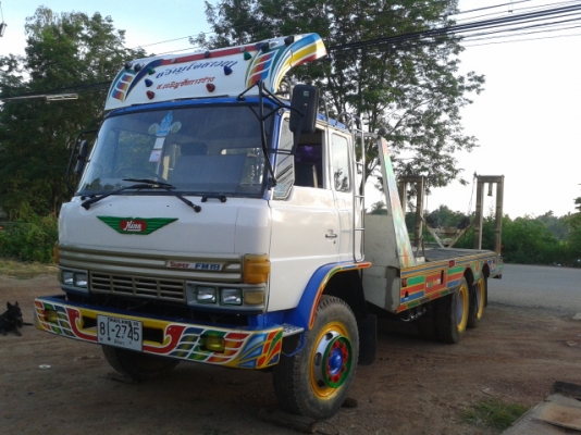 ขายรถบรรทุกลากรถเกี่ยวhino FM176 สองเพลา เครื่องHO7C 185 แรง