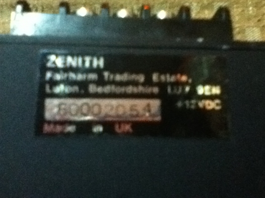 ขายปรีแอมป์ ZENITH รุ่น pre-paracraphic (USA แท้ๆ) เสียงดีครับ