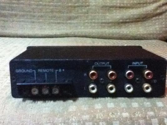 ขายปรีแอมป์ ZENITH รุ่น pre-paracraphic (USA แท้ๆ) เสียงดีครับ