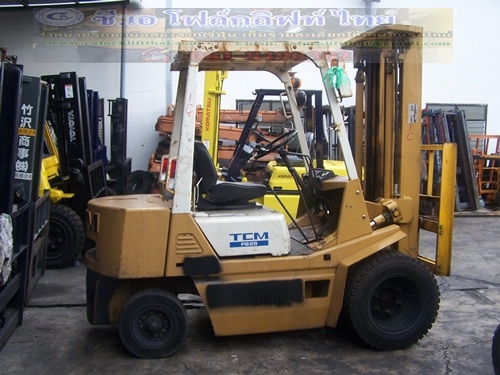 ขายรถ โฟล์คลิฟท์ TCM รุ่น FG25N2