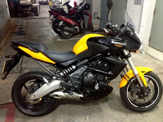 ขาย Kawasaki versys ปี12 วิ่ง11xxx กม. พร้อมทะเบียน ราคา 215000 บาท ต่อรองได้ ด่วนๆ