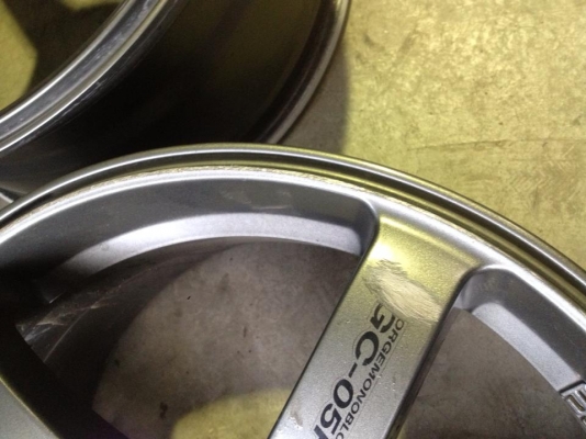 โปรได้ขอบ18 กว้าง8.5-9.5สวยๆเลยครับ ถูกๆ15500.-