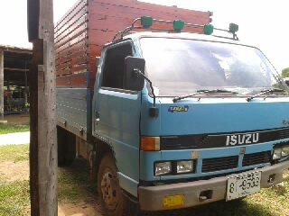 หกล้อ ISUZU115 NPRเครือง4BD1สภาพสวยพร้อมใช้งาน