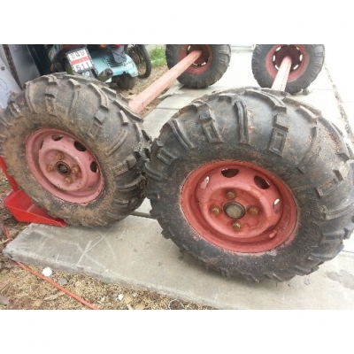 เพลาเทอร์เลอร์ 2 เส้น พร้อมล้อ