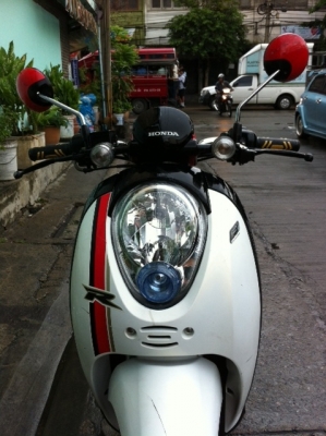 scoopy i ปี53 ล้อแม๊ก เครื่องดี ภาษีเต็ม 57