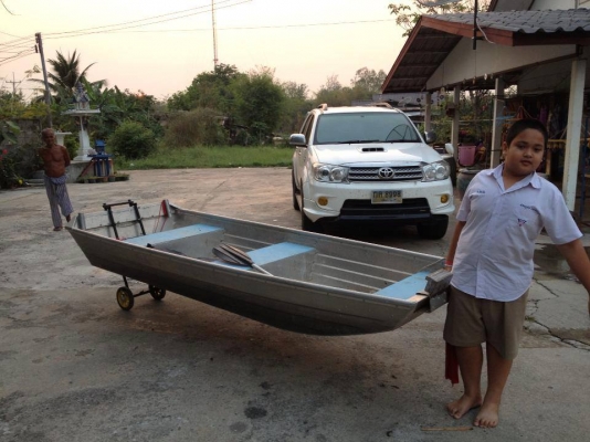 เรืออลูมิเนียมท้องแบน ท้องวี ราคาถูก จากโรงงาน