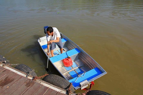 เรืออลูมิเนียมท้องแบน ท้องวี ราคาถูก จากโรงงาน