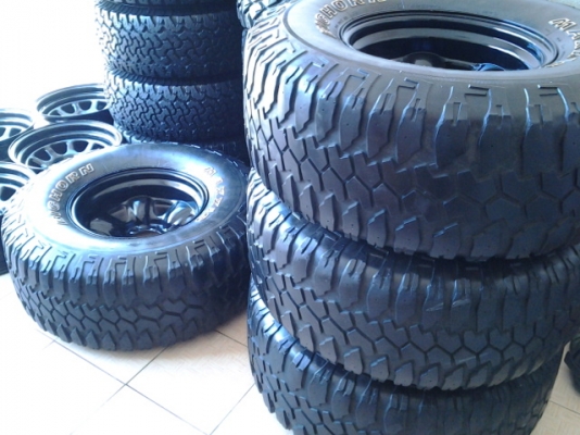 ยางพร้อมกระทะ 315/75ขอบ16 สภาพดีครับ