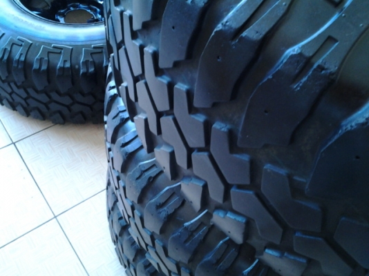 ยางพร้อมกระทะ 315/75ขอบ16 สภาพดีครับ