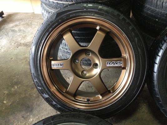 มือ2 !! TE37 ขอบ16" 4รู100กว้าง7ออฟ35 พร้อมยาง KUMHOปี12