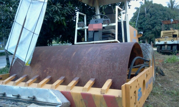 รถบด STA VV900.D