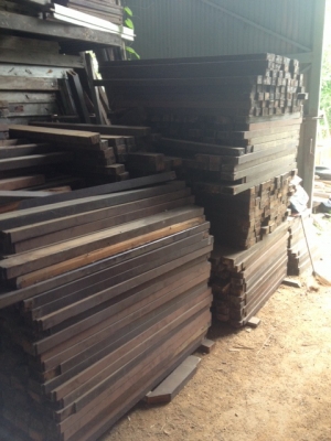 ไม้ตะเคียน 2*4 ไม้ตะเคียน 2*4