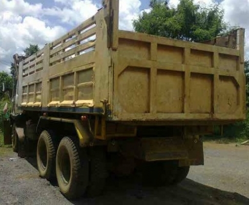 MITSUBISHI FUSO FN527 - 195 HP 6D16 MA สิบล้อดั๊มพ์ 2 เพลา กระบะดั๊มพ์เหล็ก 12 ตันของ KAC สภาพสวย เครื่องแรงดีไม่เยิ้ม หัวเก๋งตาเหลี่ยมสวยจัดระบบไฟส่องสว่างครบครัน ภายในคอนโซลสวยครบพร้อม แอร์ พวงมาลัยเพาเวอร์ ระบบเบรคทริ๊ปฟี้ ช่วงล่างแน่นคัชซีไม่มีบวม ยาง