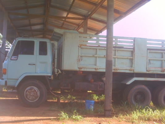 รถ  ISUZU ROCKY 210  แรง และกระบะพร้อมใช้งาน