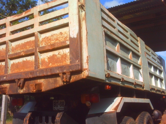 รถ  ISUZU ROCKY 210  แรง และกระบะพร้อมใช้งาน